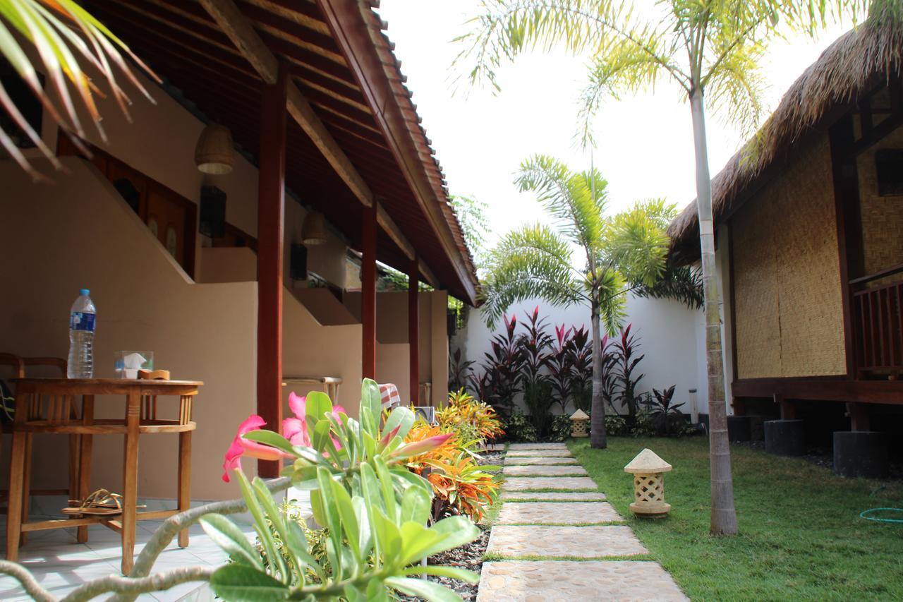 Aldi'S Homestay Kuta  ภายนอก รูปภาพ